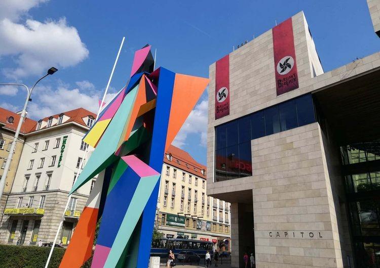 Kampania promująca musical wzbudziła kontrowersje. Pokaz filmowego „Blaszanego bębenka”