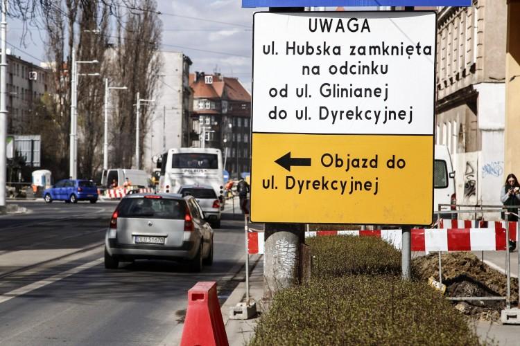 Na Hubskiej znów pracują. Czy zdążą do czerwca? [ZDJĘCIA]