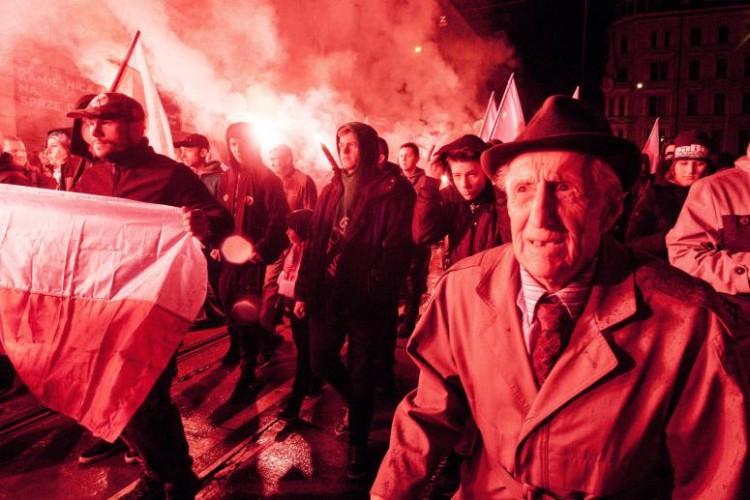 Jest odwołanie od decyzji o zakazie Marszu Niepodległości. Sutryk: „Dla takich zachowań we Wrocławiu nie ma miejsca”