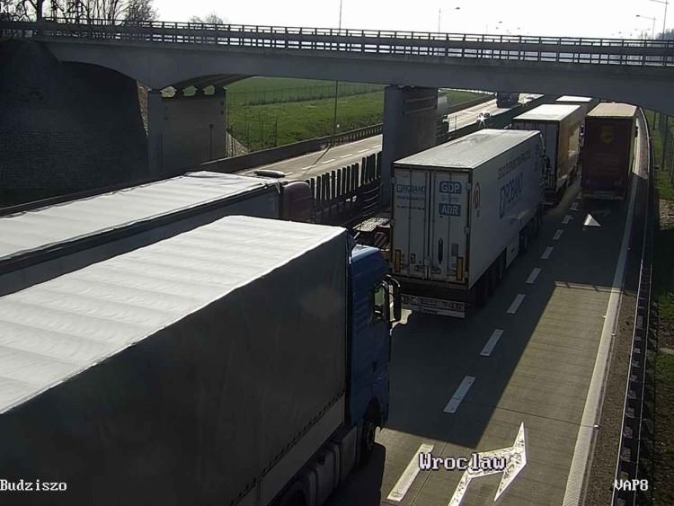 Wypadek na A4. Duże korki w stronę Wrocławia