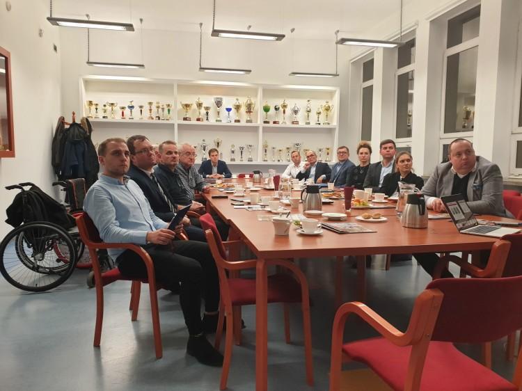Naukowcy, aktywiści i byli prezesi pomogą zarządzać wrocławskim MPK