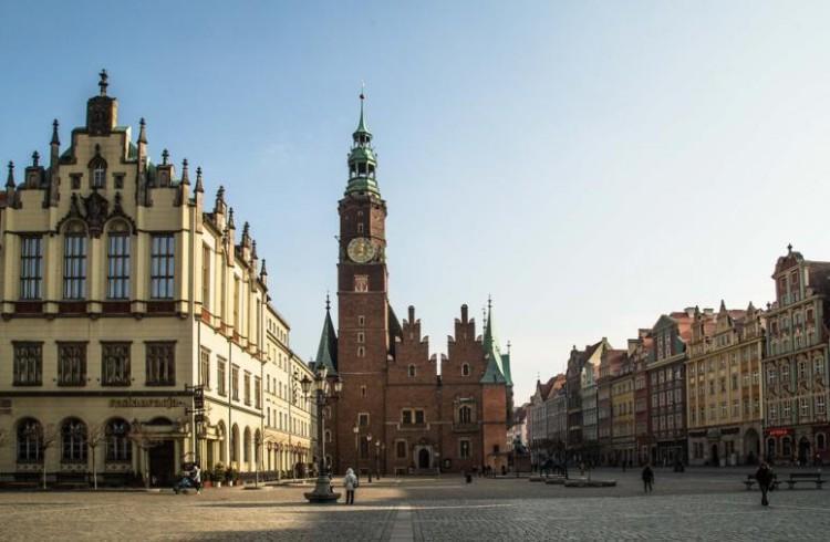 Prezydent otwiera wrocławski Rynek dla rowerzystów. Mogą jeździć całą dobę
