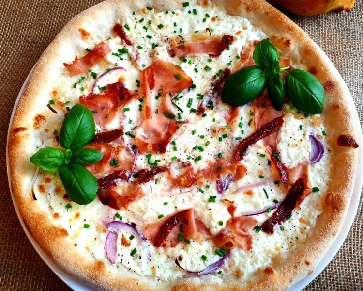 Kolejna wrocławska restauracja otwarta dla gości. Zaprasza na pizzę i makarony przy stoliku