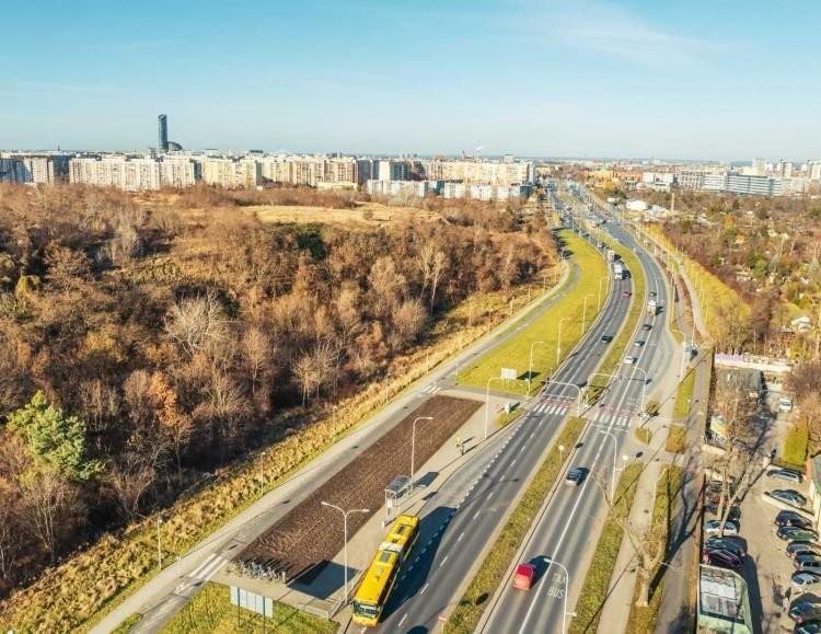 Wrocław: Nowy buspas na Bardzkiej. Projekt będzie dwa razy droższy