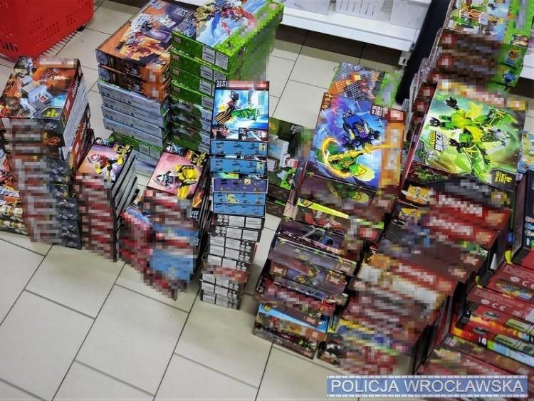 Sklep pod Wrocławiem pełen podrobionych klocków Lego