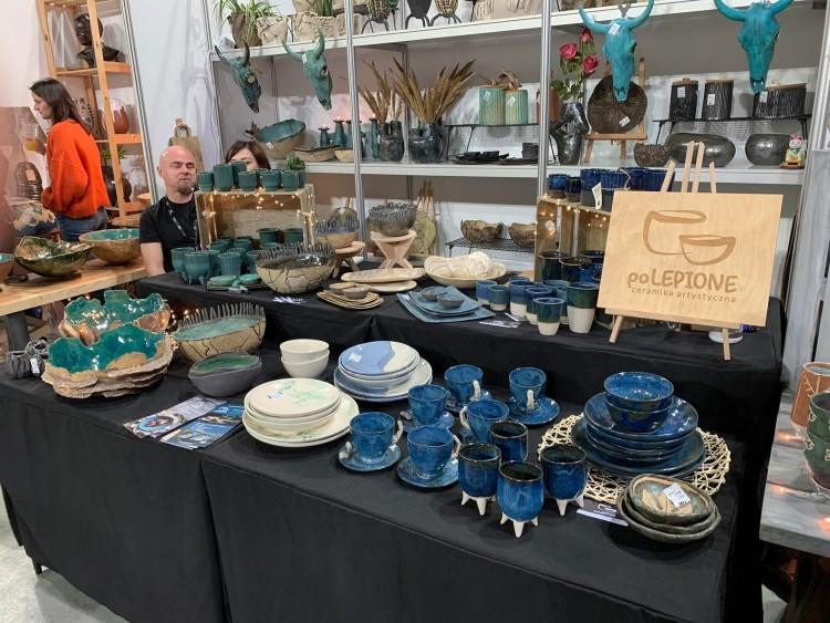 Targi Jedyne w Swoim Rodzaju. Trwa święto rzemieślników i fanów handmade’u [ZDJĘCIA]
