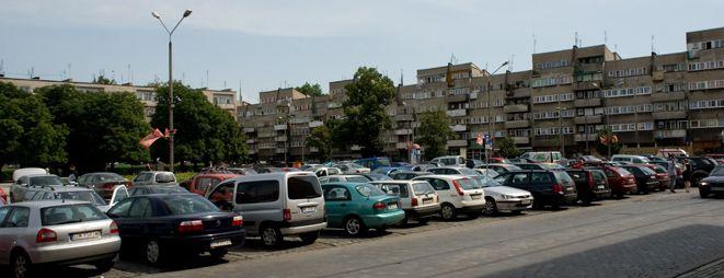 Trudna walka z samozwańczymi parkingowymi