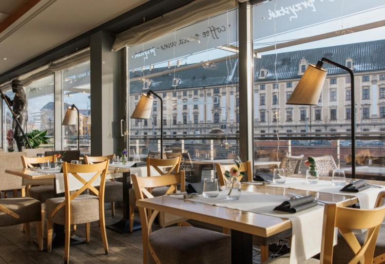 Oto najlepsze kawiarnie i restauracje z widokiem na Wrocław