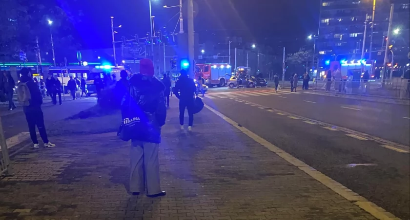 Wrocław: Wypadek przy FAT. Ranna jedna osoba 