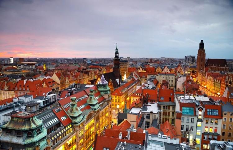 Nowe mieszkania we Wrocławiu drożeją w rekordowym tempie. To już średnio 7700 zł za metr
