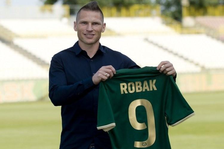 Kolejne wzmocnienie WKS-u. Marcin Robak podpisał kontrakt ze Śląskiem!
