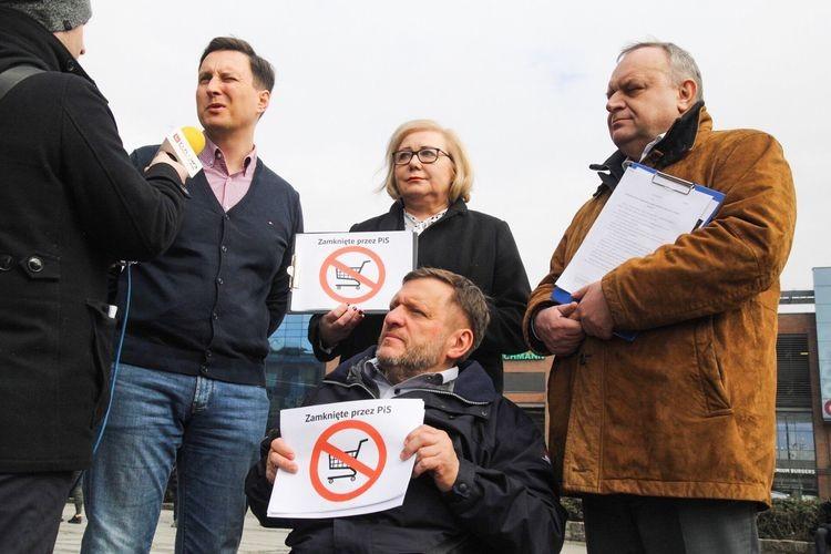 PO chce przywrócić możliwość normalnych zakupów w niedziele