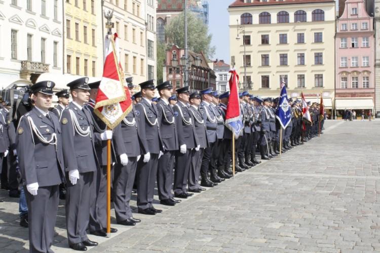 Dzień Flagi RP na wrocławskim Rynku [ZDJĘCIA]