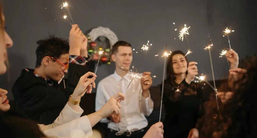 Życzenia noworoczne na 2025 rok - idealne do wysłania w sylwestra. Duży wybór życzeń dla każdego - wyślij 31.12.2024