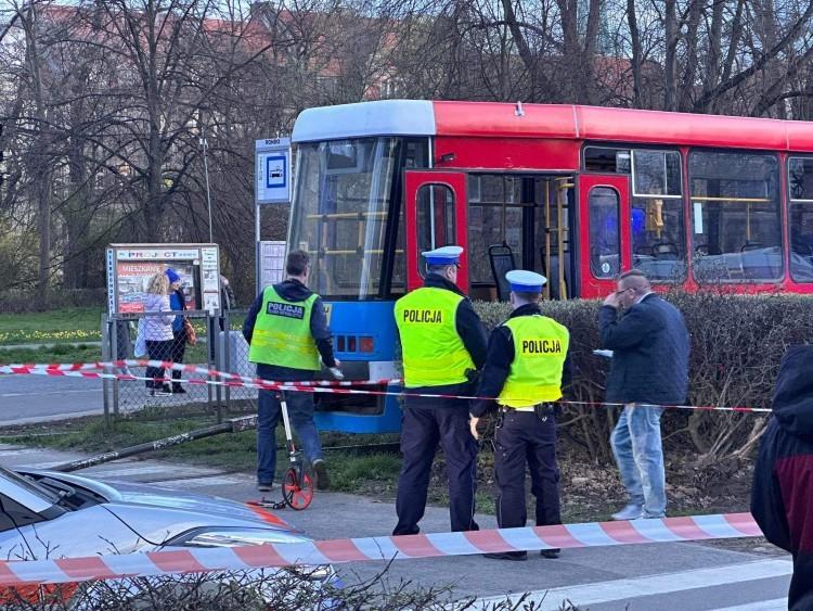 Wrocław: Po wypadku na Powstańców motorniczemu grozi 8 lat więzienia