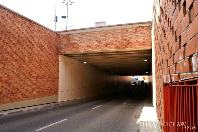 Prace w tunelach pod pl. Dominikańskim. Będą zamknięte