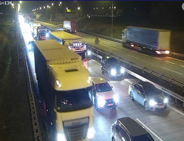 Wielki korek na autostradzie A4. Dojazd do Wrocławia utrudniony