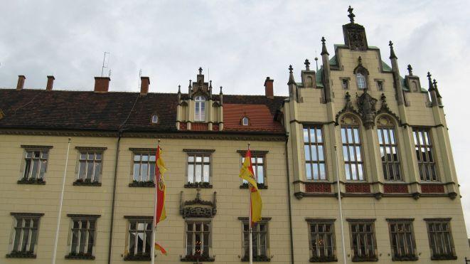 750 tys. zł na podróże zagraniczne urzędników