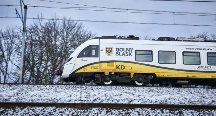 Potężna awaria na kolei we Wrocławiu. Pociągi mają wielkie opóźnienia
