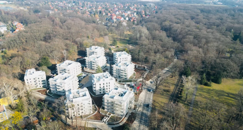 Wrocław: Przy samym parku powstało duże osiedle. Za oknami nie tylko śpiew ptaków