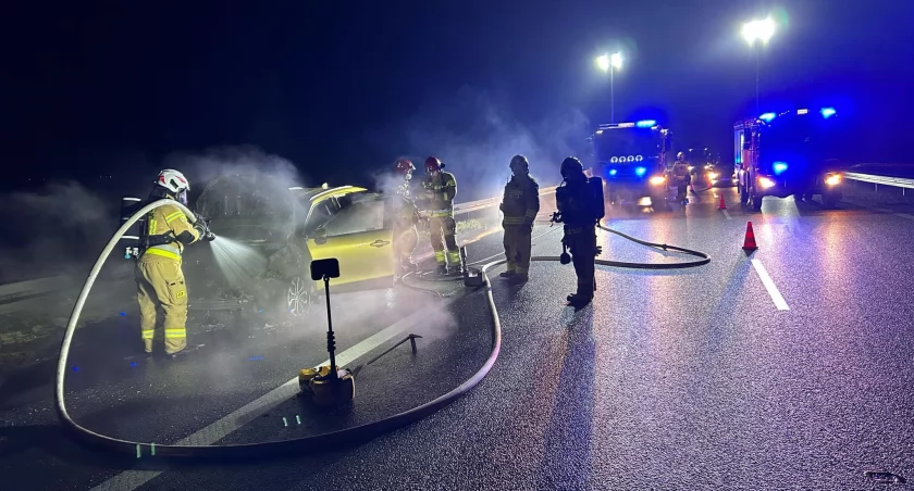 Pożar hybrydy na autostradzie A4 pod Wrocławiem