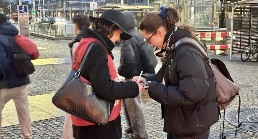 Do referendum w sprawie odwołania Sutryka brakuje jeszcze 31 tysięcy podpisów