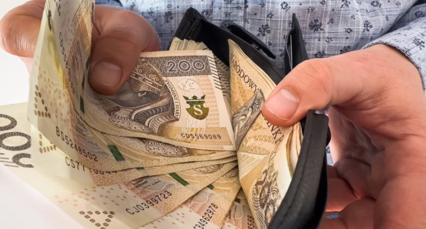 Ogromne różnice w zarobkach na Dolnym Śląsku. Gdzie się zarabia o 4,5 tys. zł więcej niż we Wrocławiu?