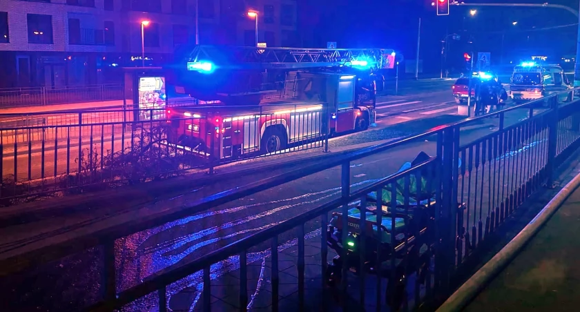 Tragiczny pożar mieszkania w wieżowcu centrum Wrocławia. Nie żyje człowiek