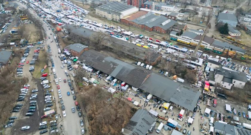 Wrocław: Targ na Świebodzkim z lotu ptaka. Ależ on wielki!