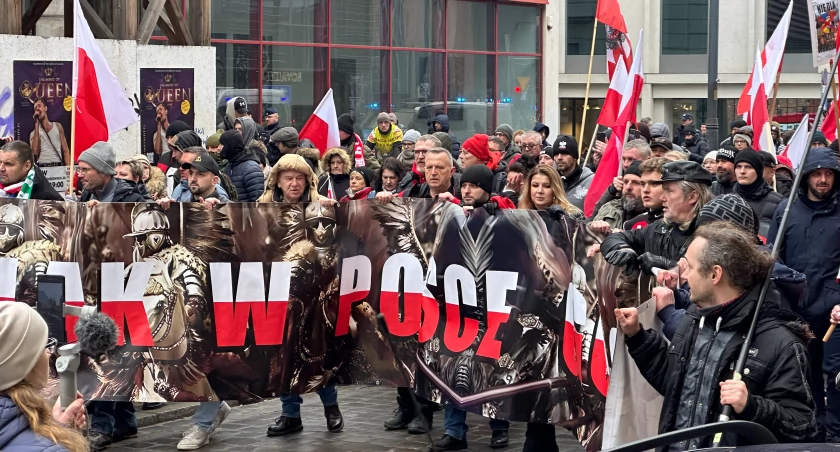 Protest w centrum Wrocławia. Nie chcą w mieście kontrowersyjnej brygady Azow z Ukrainy