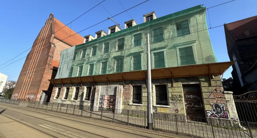 Koszmarna kamienica straszy w centrum Wrocławia. Właściciel ma zaskakujący plan!
