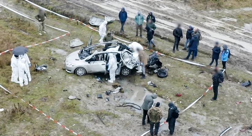 Pod Wrocławiem eksplodował samochód pułapka. Na oczach 100 policjantów!
