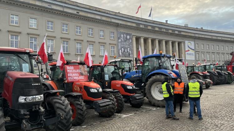 Wielka blokada Wrocławia - rolnicy strajkowali w centrum. 