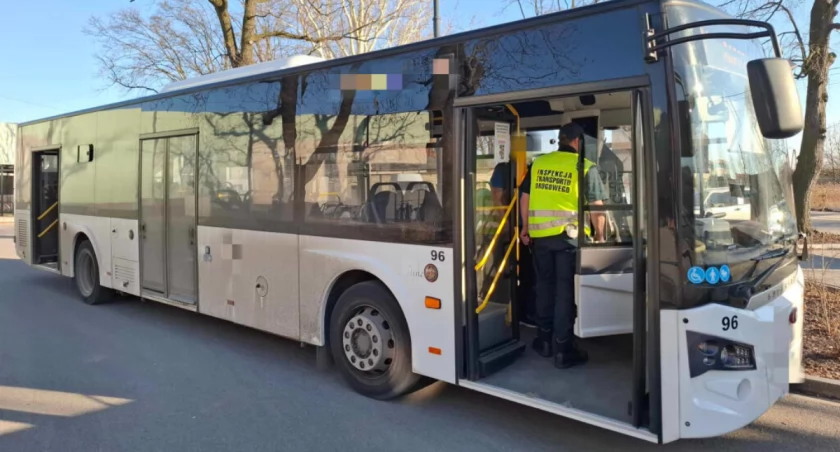 Tym wozili ludzi do Wrocławia. Autobus nie miał nawet przeglądu!