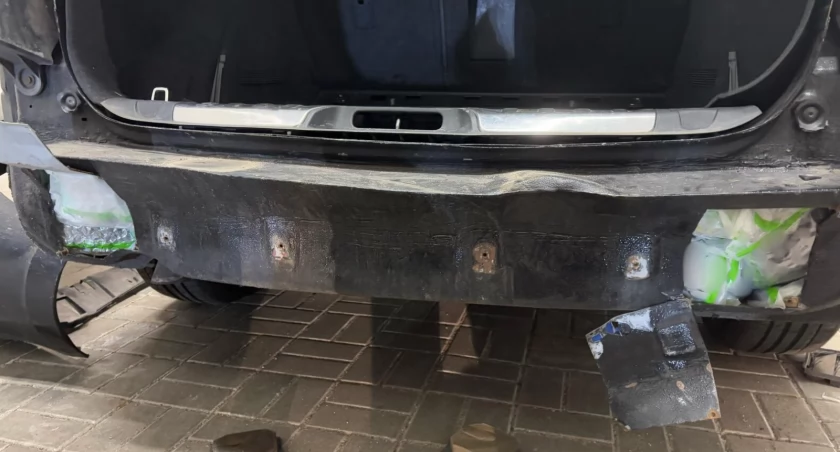 Białorusin autostradą A4 przemycał marihuanę. Skonstruował nawet specjalną skrytkę 