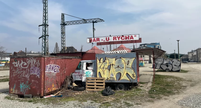 Świebodzki i okolice. Obraz nędzy i rozpaczy w centrum Wrocławia