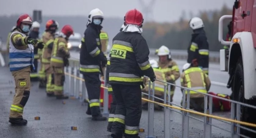 Ogromny korek po karambolu na autostradzie A4 pod Wrocławiem. Ranna jedna osoba 
