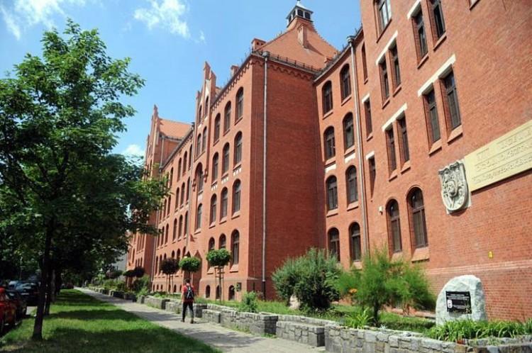 Bezpłatna pomoc psychologiczna dla personelu medycznego