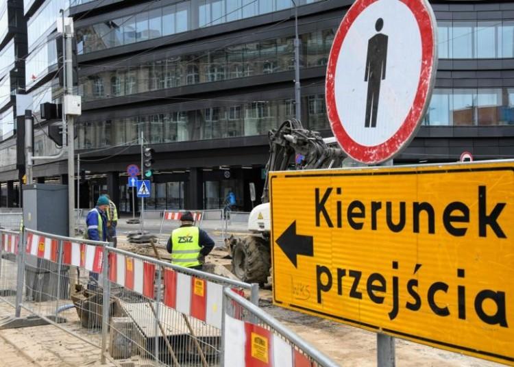 Nowy etap remontu na pl. Dominikańskim. Od soboty sporo zmian