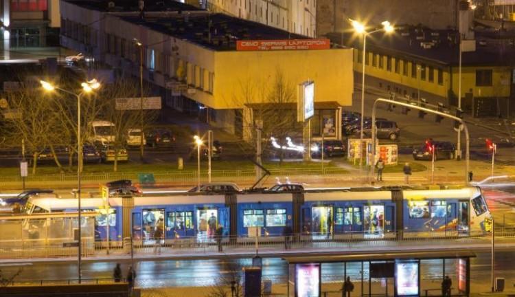 Rusza remont torowiska na placu Jana Pawła II [MAPKI]