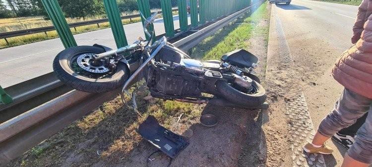 Autostrada A4: Zderzenie motocykla i ciężarówki. Są ranni