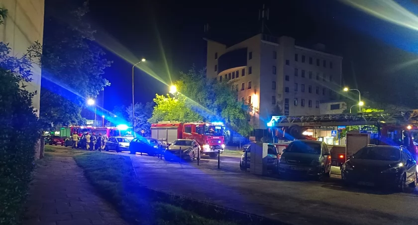 Wrocław: Pożar w mieszkaniu przy Zachodniej. Zasłony zapaliły się od świeczek