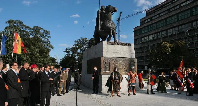 Polska świętuje 1000-lecie koronacji Bolesława Chrobrego, a we Wrocławiu król skończył dopiero osiemnastkę