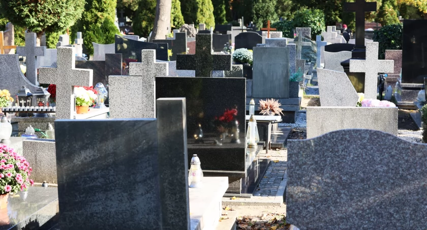 Zmarli we Wrocławiu - pogrzeby zaplanowane na 5.05.2025 - nekrologi