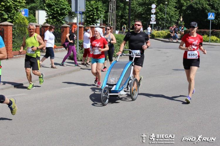 Gorące bieganie w Siechnicach [ZOBACZ ZDJĘCIA]