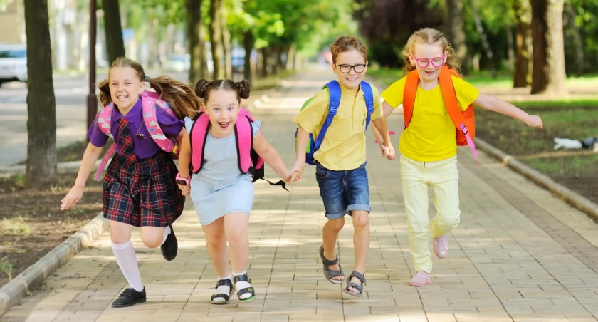 Nowy kalendarz dla uczniów. Podali terminy wakacji i ferii