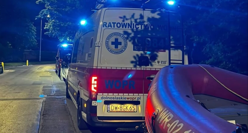 Nocny alarm we Wrocławiu. Służby dostały nagłe wezwanie, liczyła się każda minuta 