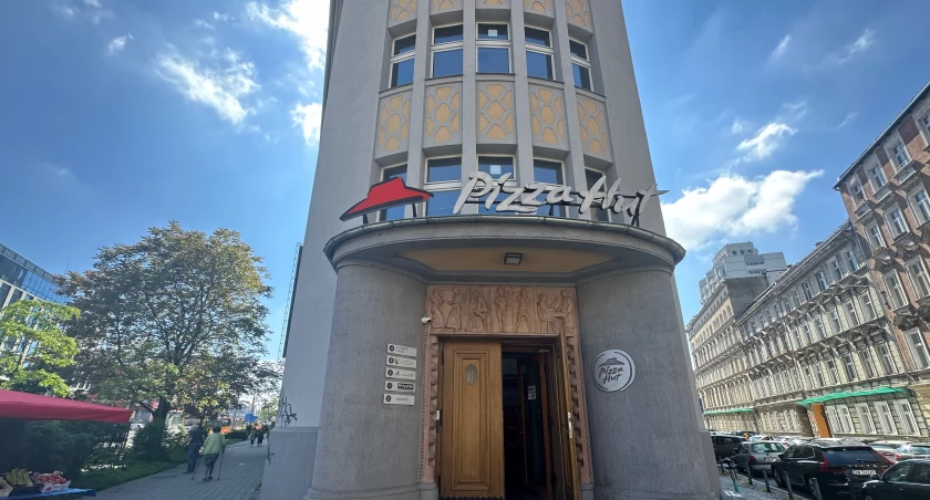 Kamienica projektu Maxa Berga na sprzedaż. Kiedyś tu była łaźnia, dziś Pizza Hut
