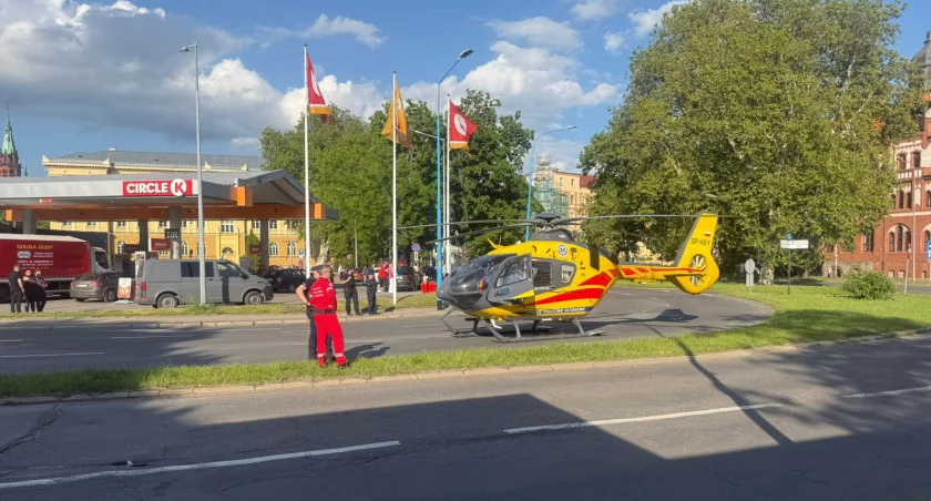 14-latek ciężko poparzony. Wybuch płomieni podczas rozpalania kominka