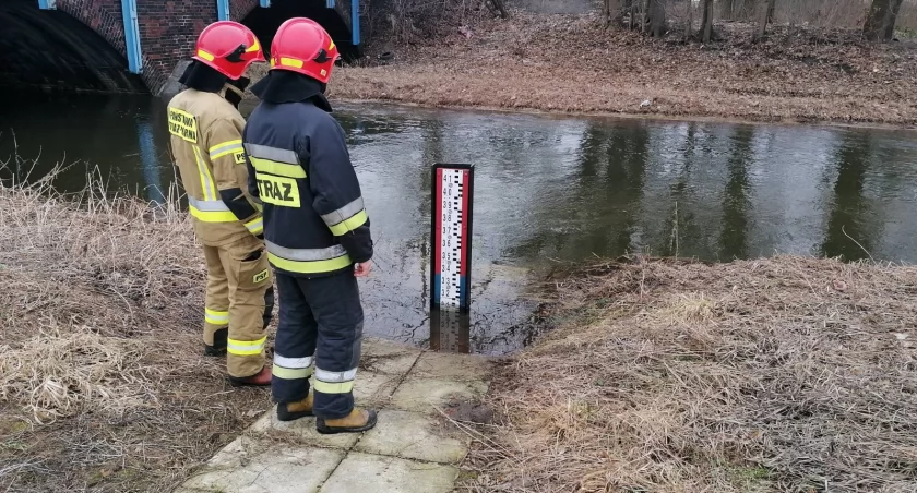Żółty alert na rzekach pod Wrocławiem. Podnosi się Ślęza i Oława